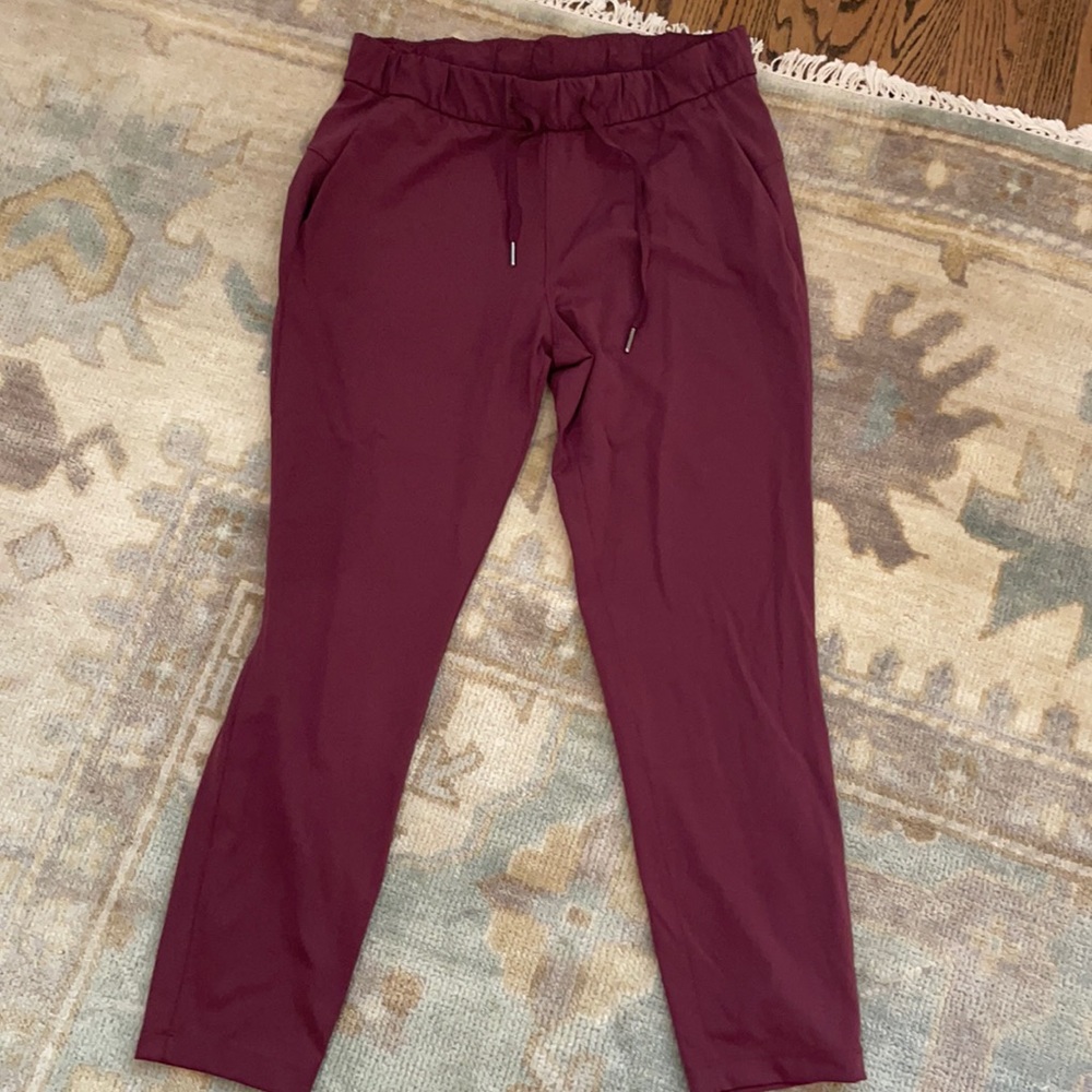 Lululemon pant in EUC